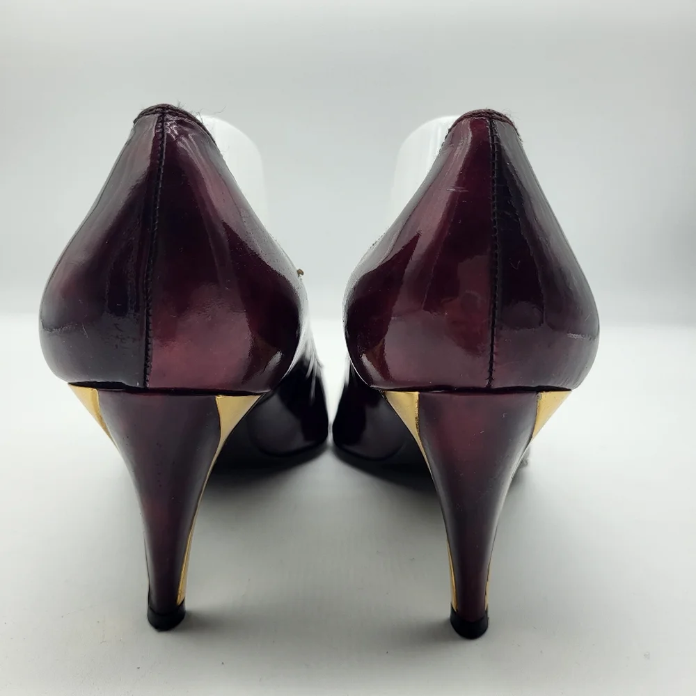 Stuart Weitzman burgundy marbled patent leather pointed toe with gold trim Sz 8 - Picture 5 of 14